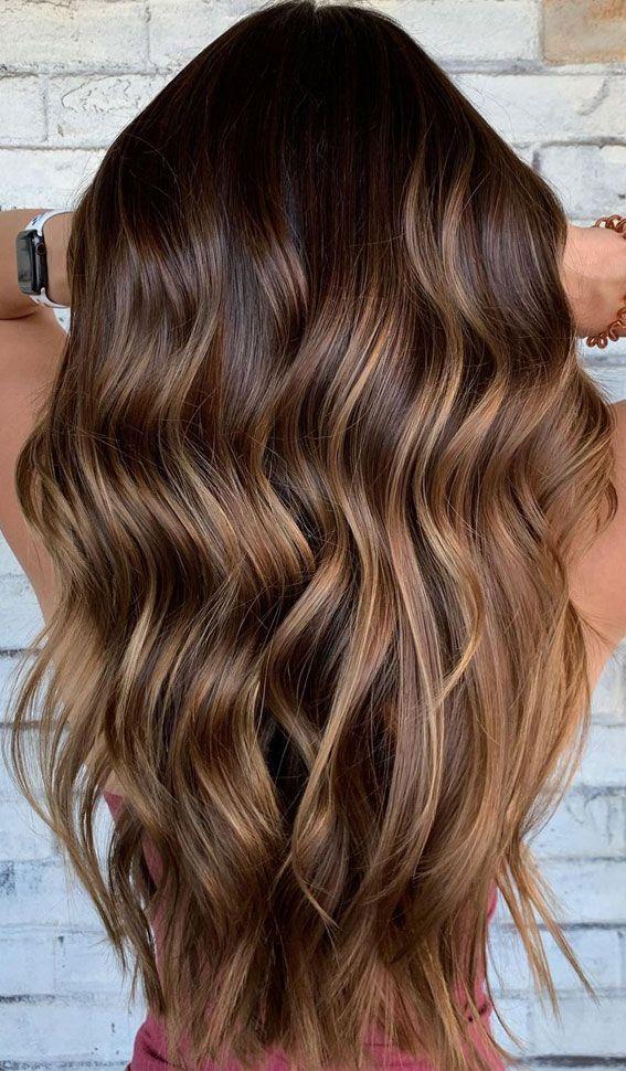 Dalgalı kahve balayage