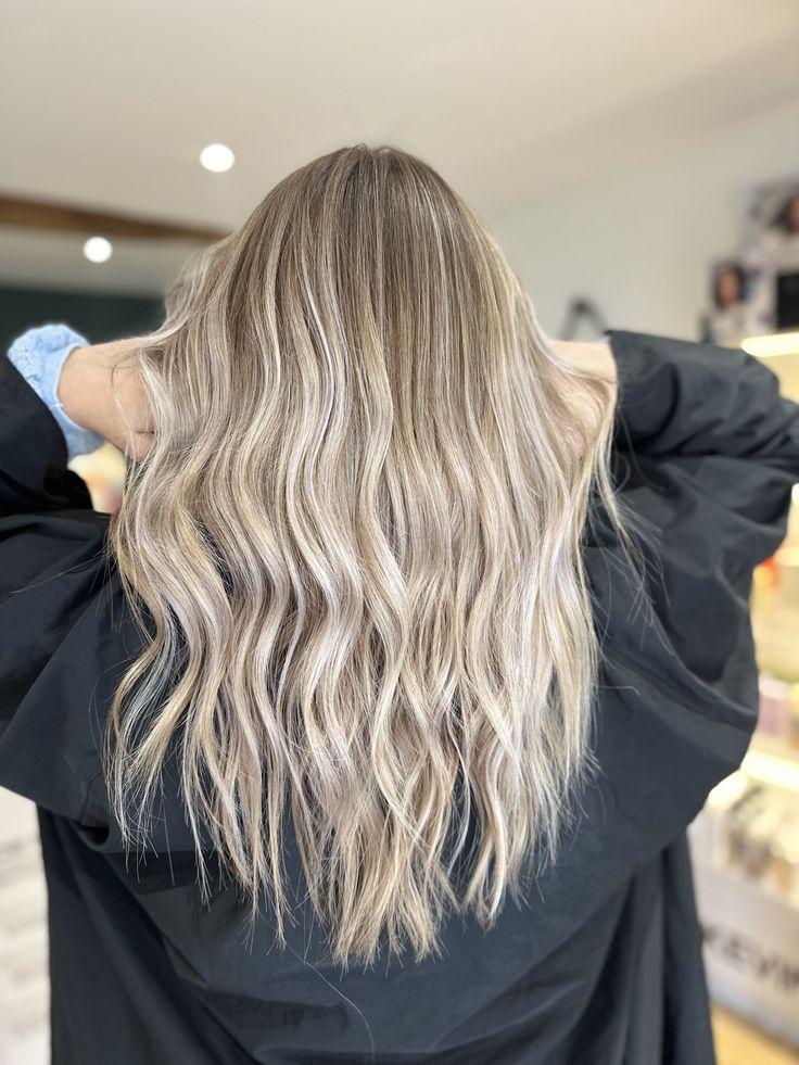 Deniz dalgası blonde balayage