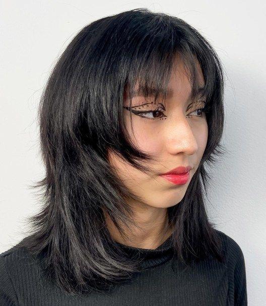 Düz saç wolf cut modeli