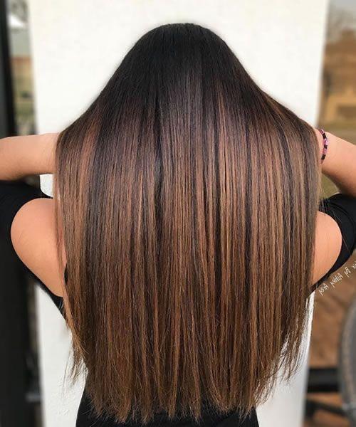 Düz saç balayage görünümü