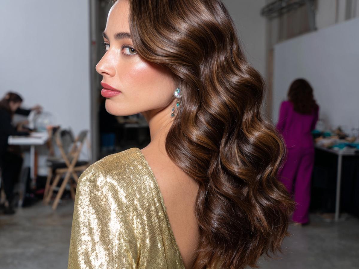 Hollywood Golden Brown Waves