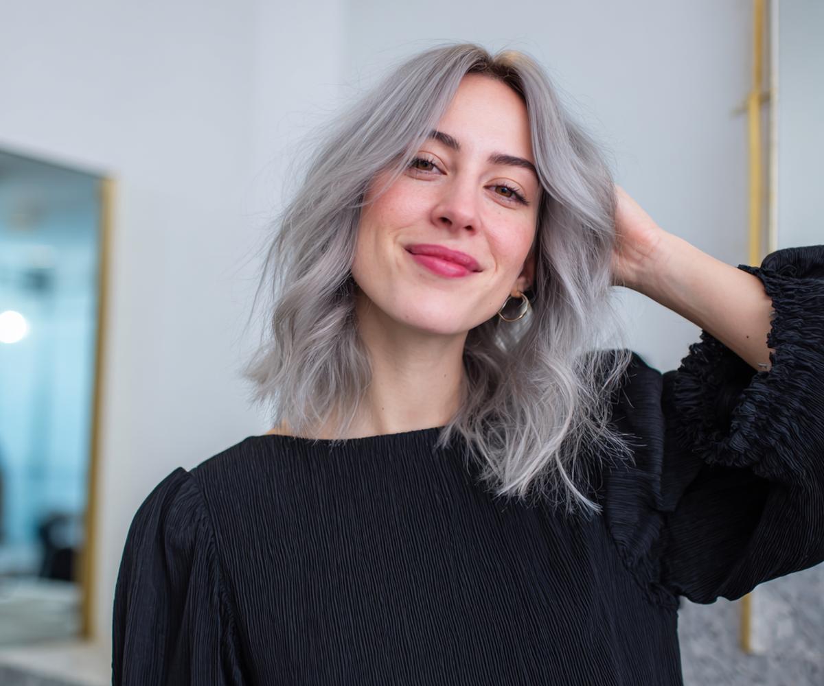 Gray Wavy Medium Cut