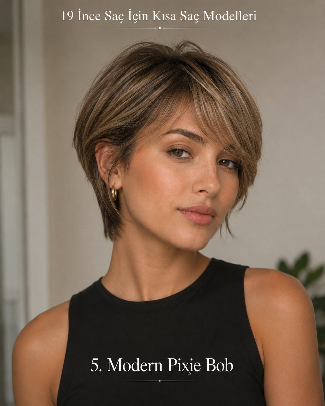 Modern pixie bob, ince saç için kısa saç modelleri arasında tepede hacim yalanı oluşturuyor
