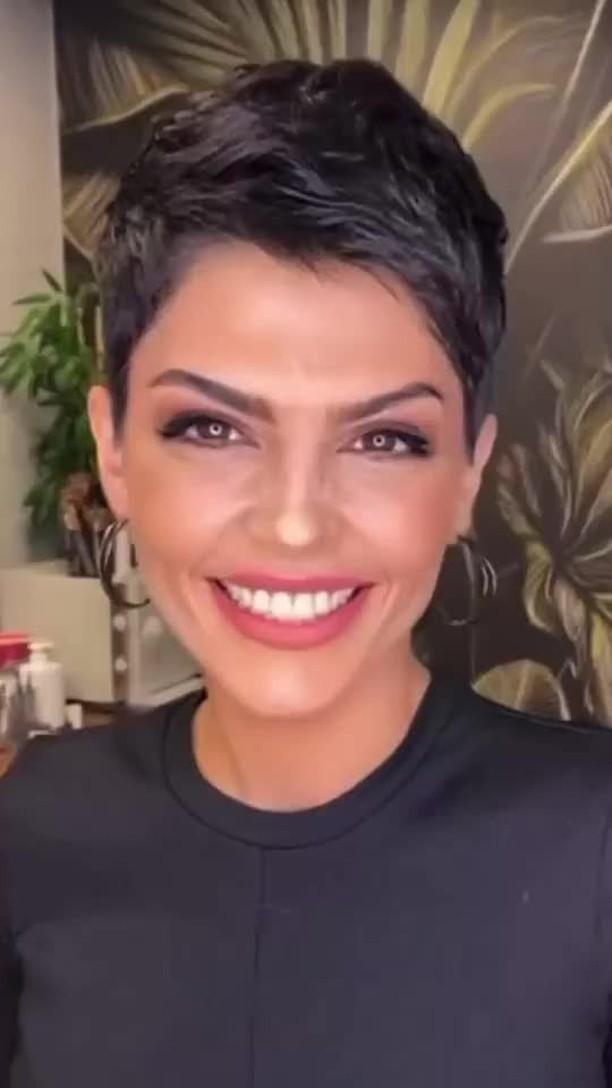 Gür saç kısa pixie modeli