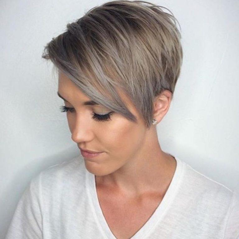 Kısa asimetrik pixie saç