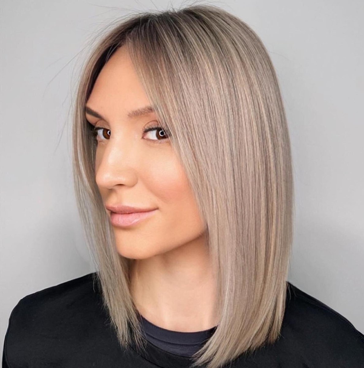 Düz küllü sarı lob saç