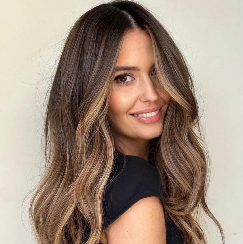 Yüzü aydınlatan balayage detayları