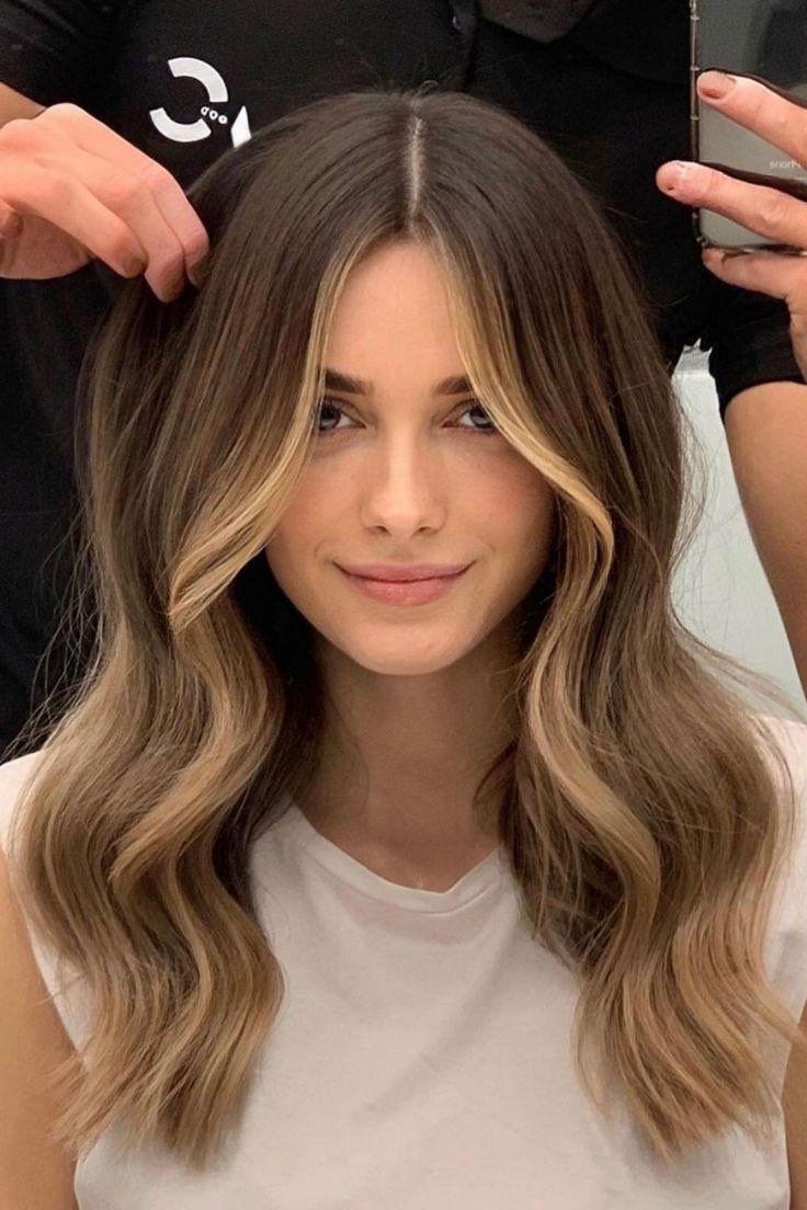 Yüz çerçeveleyen balayage tekniği